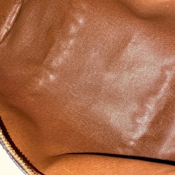 Louis Vuitton Monogram Papillon 30 - Picture 14 of 15